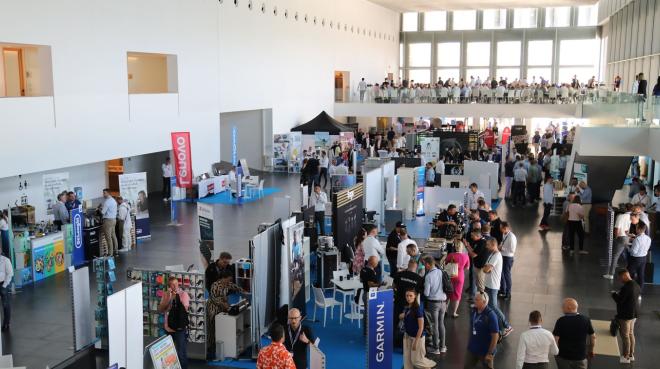 Über 50 Industriestände machten die ESC 2022 zu einer kleinen Messe - Bild: Euronics Deutschland eG