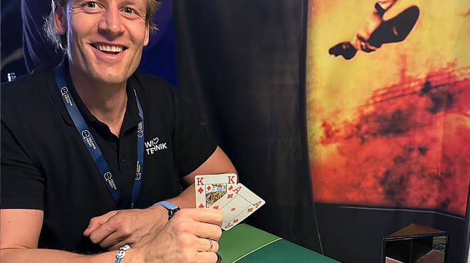 Robert Drosdek am Pokertisch, Foto: Brömmelhaupt