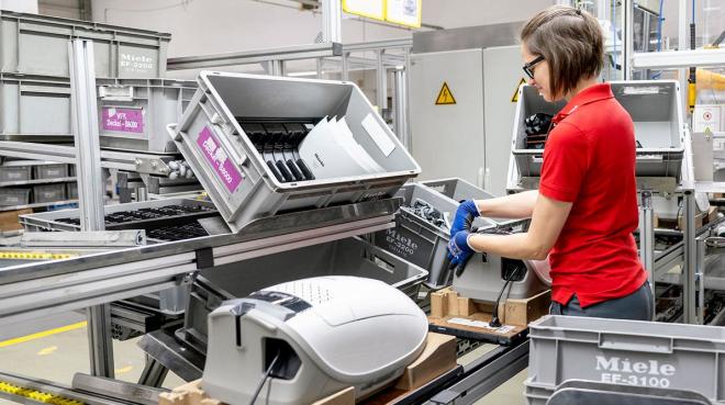 Produktion Staubsauger