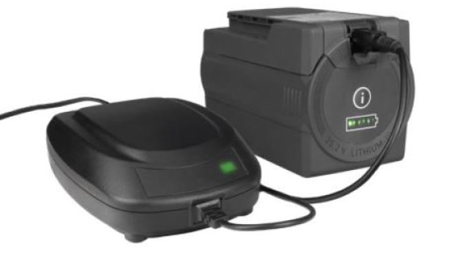 Ladegerät des neuen Sebo Softcase BP60 - Bild: Sebo