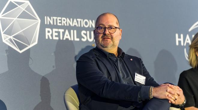 Michael Schuld, CMO von MediaMarktSaturn, auf dem TCG Retail Summit 2025
