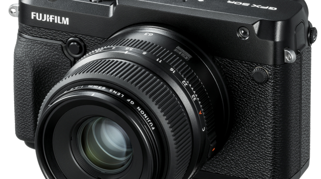 Flexibles Mittelformat: GFX 50R von Fujifilm (Foto: Fujifilm)