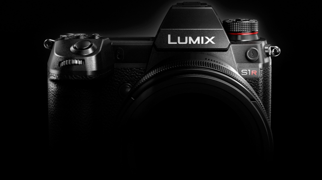 Spiegellos und Vollformat: Lumix S1R von Panasonic (Foto: Panasonic)
