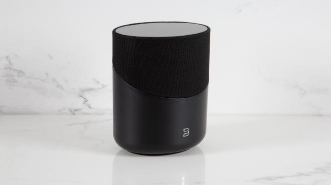 Pulse M in Schwarz, Foto: Bluesound