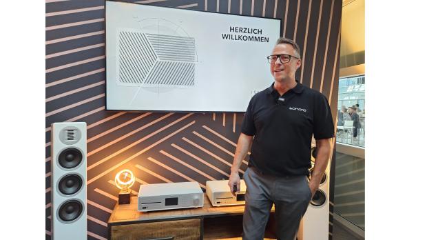 Marcel Faller, Gründer und Geschäftsführer der sonoro audio GmbH, stellt die kommenden High-End-Modelle Maestro Quantum Signature, Orchestra Shaped Signature und Platinum Signature vor (erhältlich ab Q4 bzw. Q1/2026)