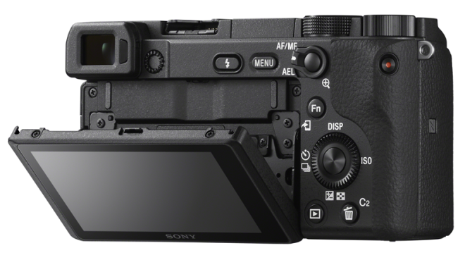 Sony alpha 6400 (Rückseite) - Foto: Sony